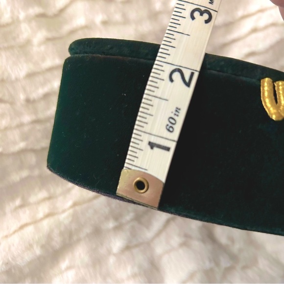 Gucci No. 3 Hunter Green Velvet Vintage Perfume/Cologne Box - Picture 16 of 16